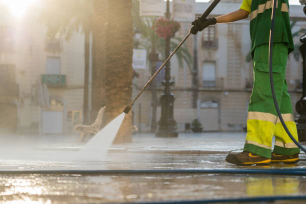 Best Driveway Pressure Washing  in Ellsworth, KS